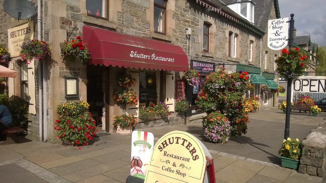 鹽津鋪子成功上市,開啟品牌發展新篇章