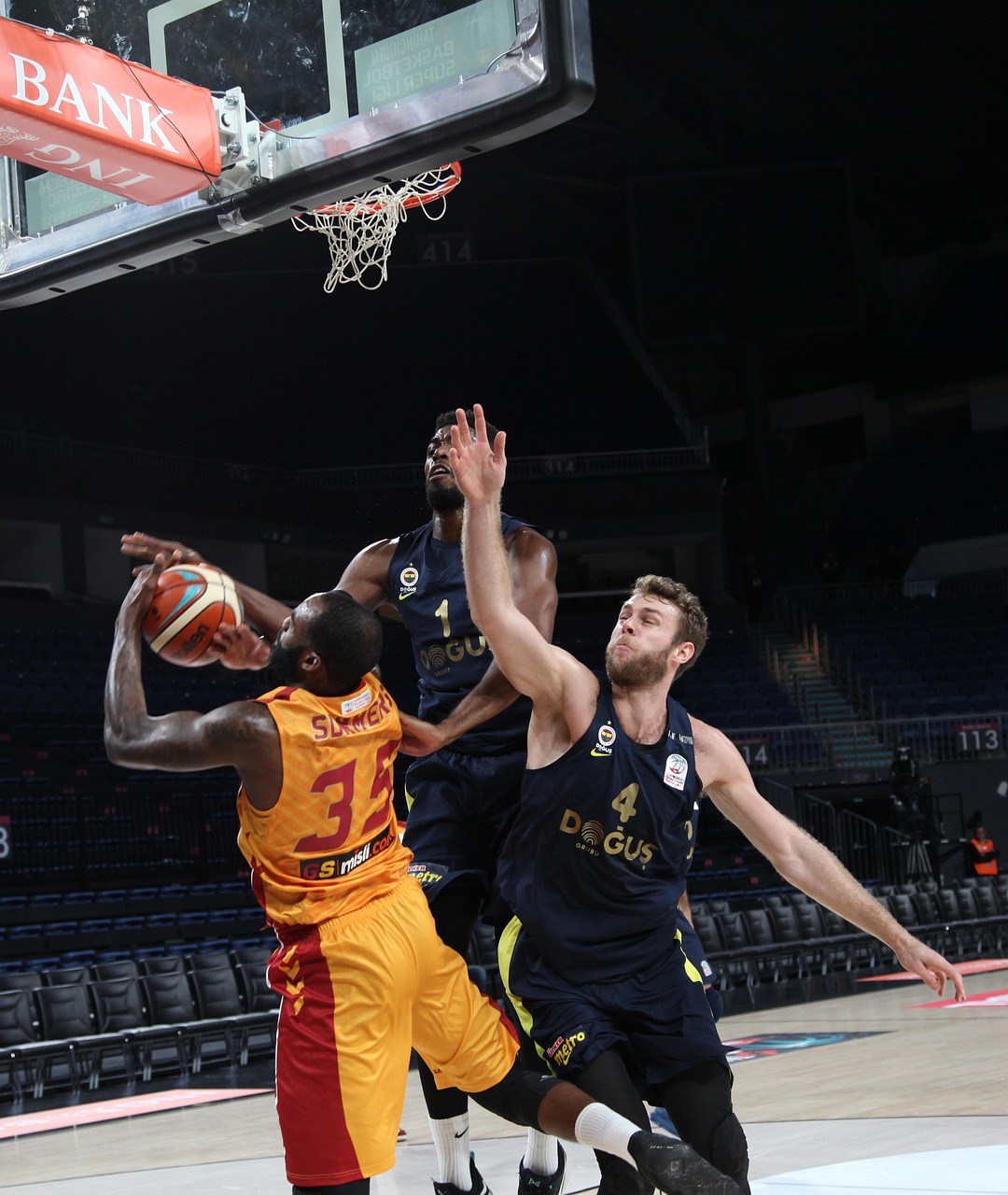 籃球比賽直播觀看指南，尋找最佳觀賽體驗(yàn)的平臺(tái)與指南