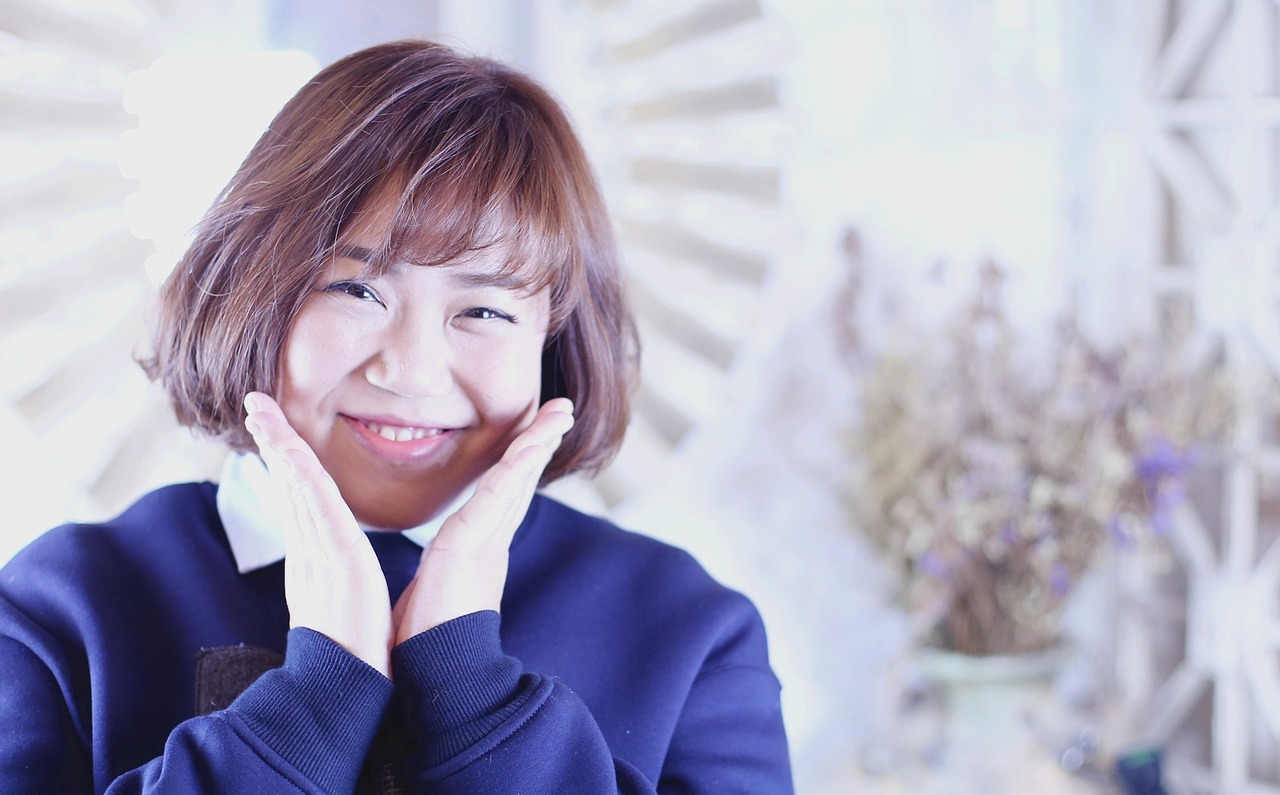 最新潮流發(fā)型引領(lǐng)時尚風潮，發(fā)式變革搶先看