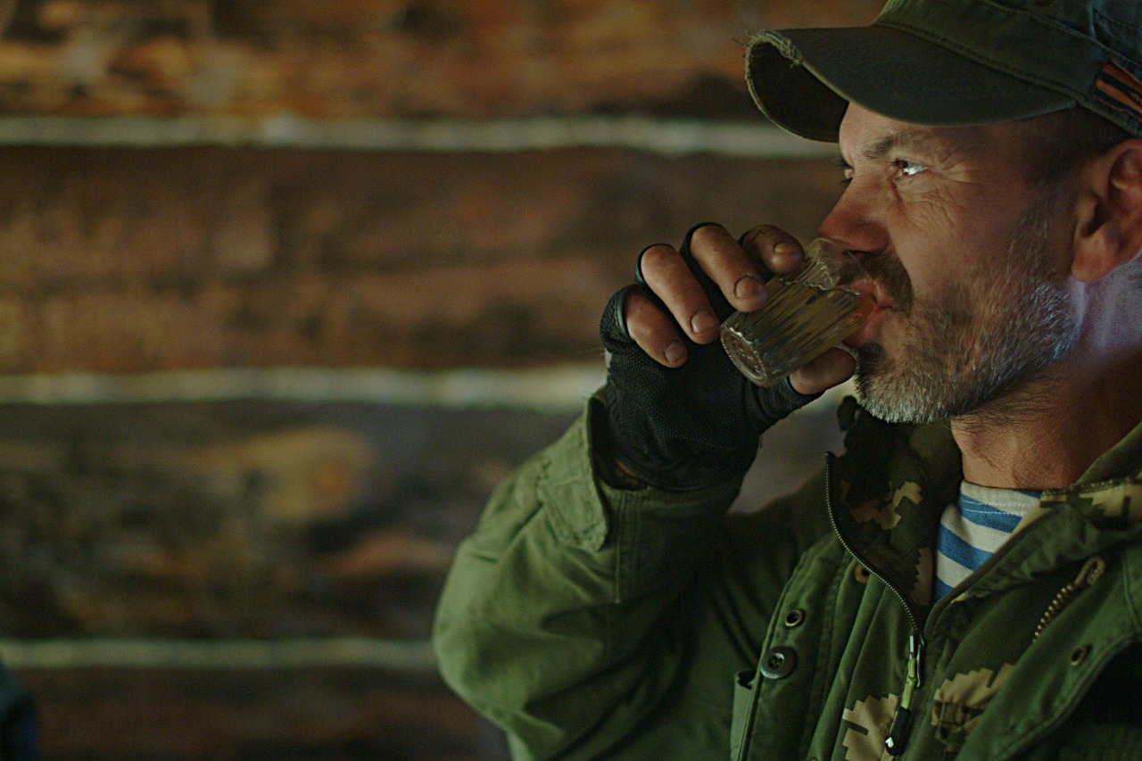 探索電影起源的奧秘，電影發(fā)明者的身份揭秘