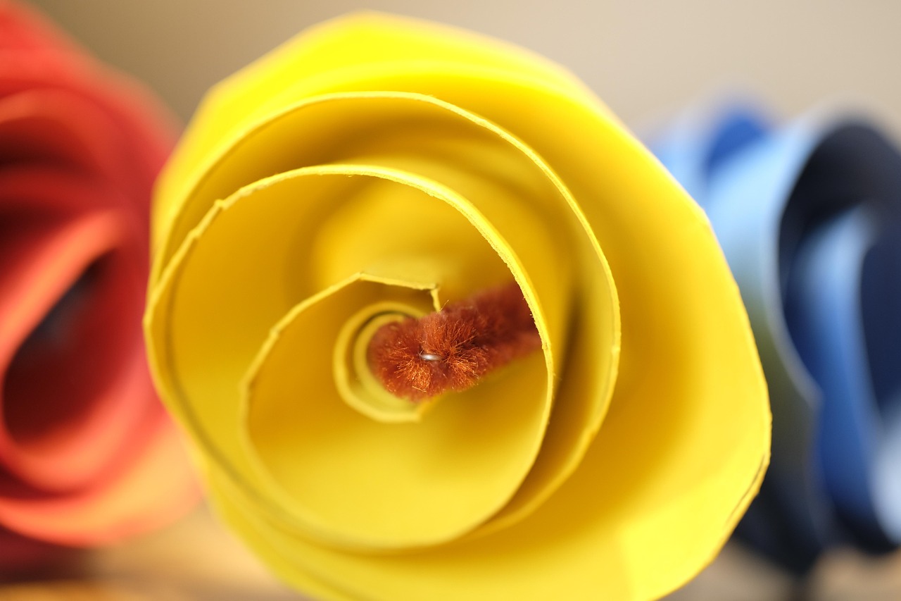 語畫界融合創新動態,探索語言與視覺藝術的最新交融發展