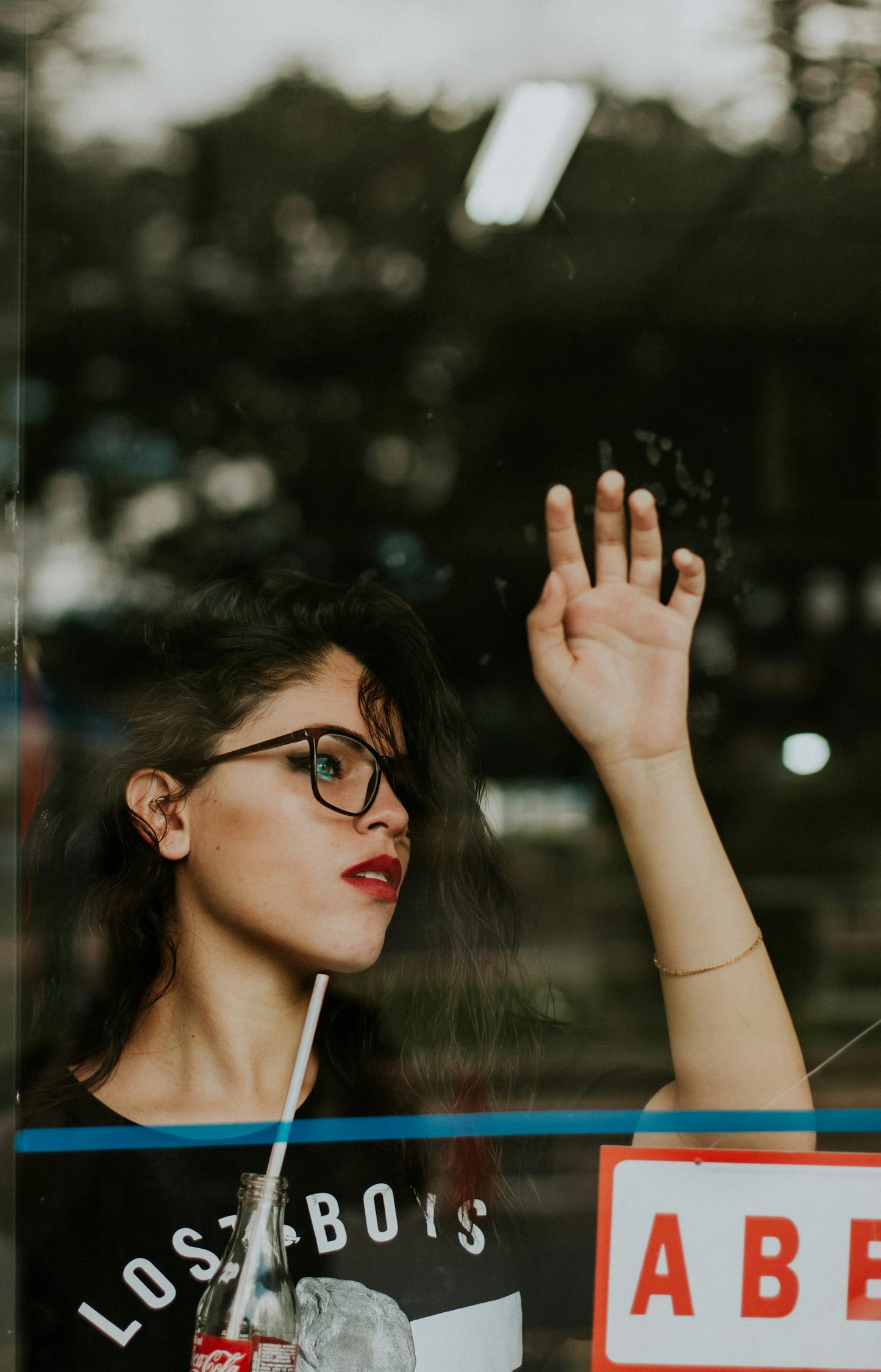 女明星金主背后的娛樂圈故事與復(fù)雜關(guān)系揭秘