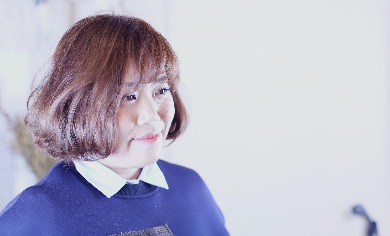 最新發(fā)型教程大揭秘，打造時尚魅力的終極指南