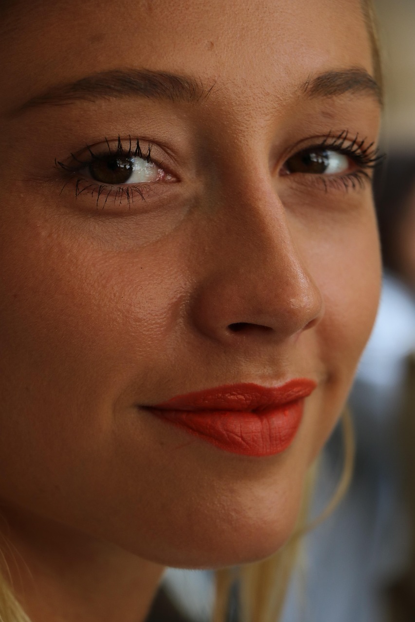 鄉(xiāng)村愛情演員演繹真摯情感與生活之美