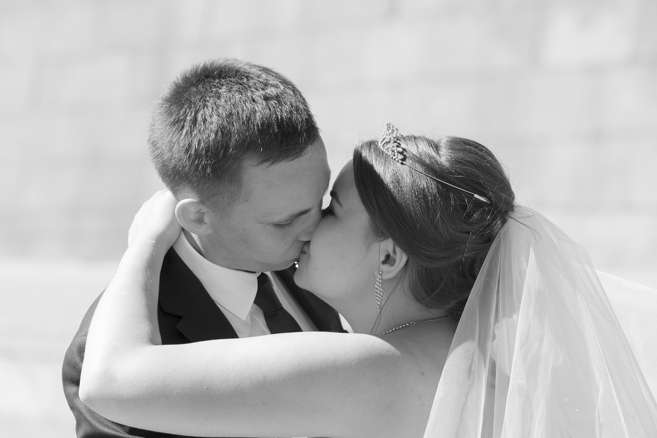 韓國電影中的和表姐同居的日子與故事