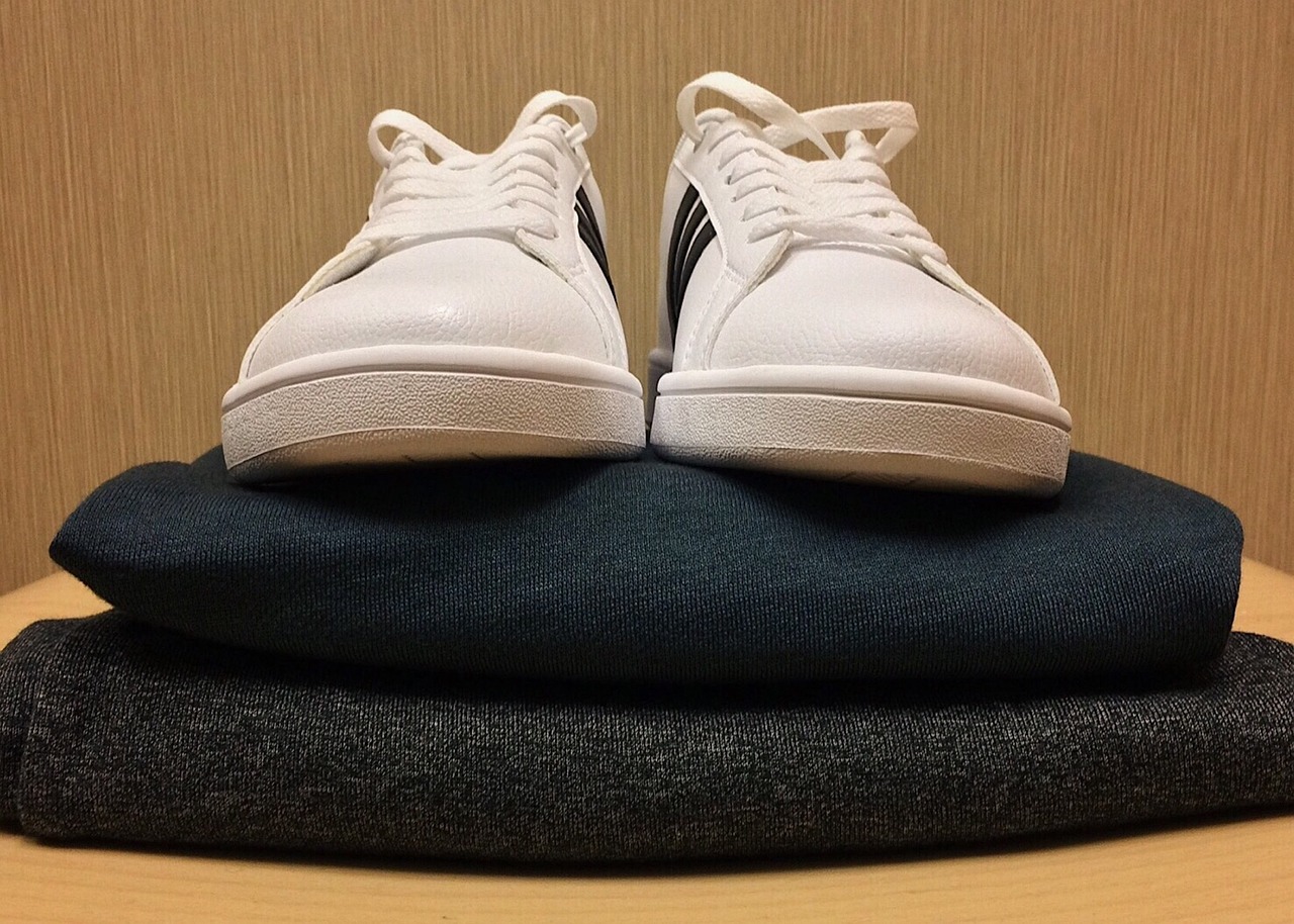 最新運動鞋款，時尚與科技的完美融合