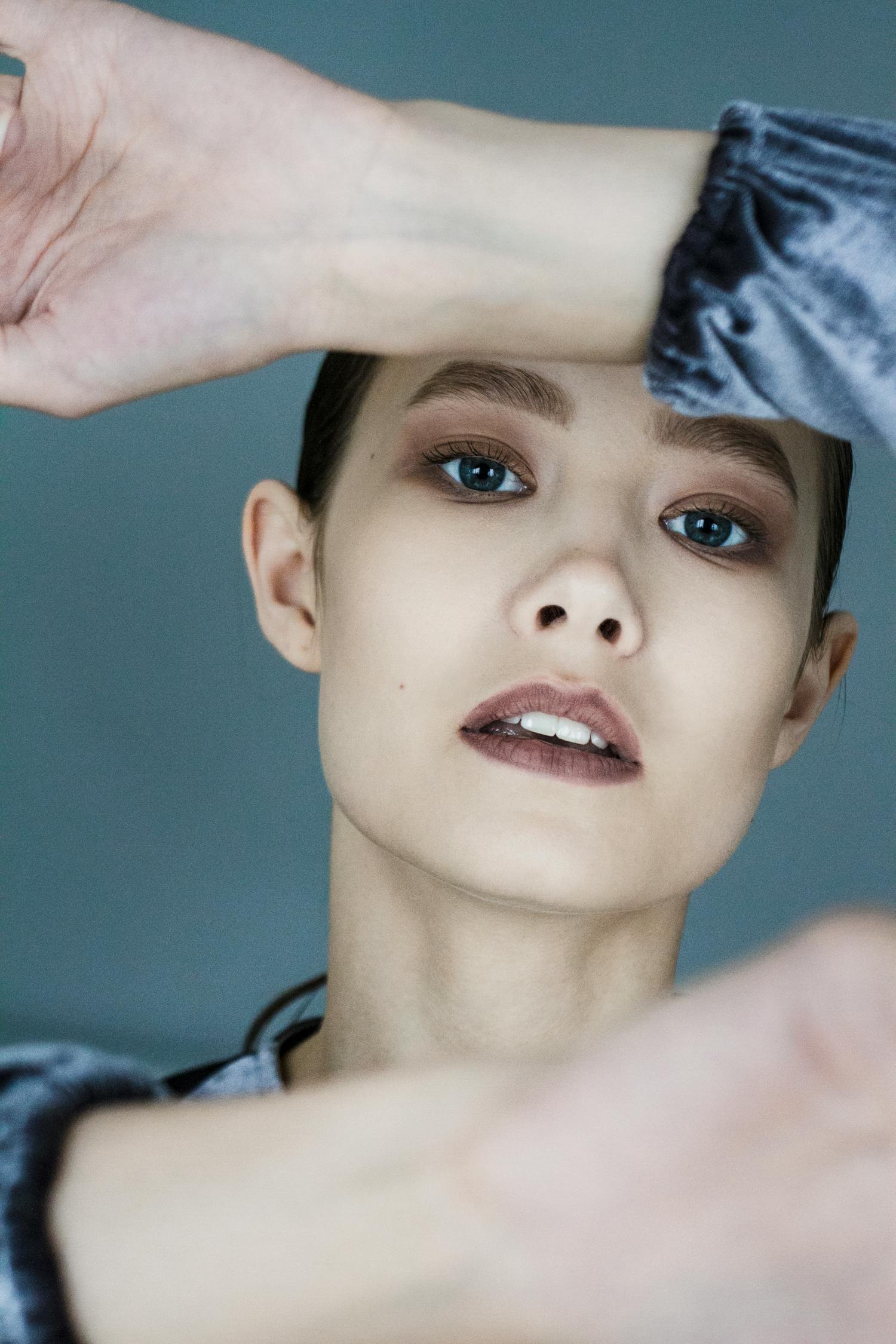 最新眼部除皺技術(shù)，重塑青春魅力的秘密武器之道