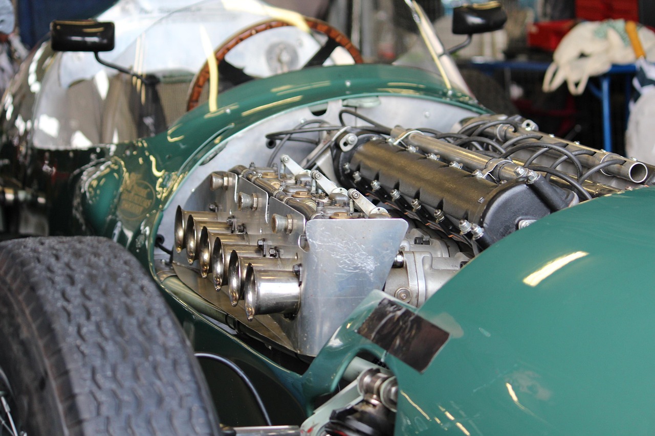 電動(dòng)F1比賽，綠色革命引領(lǐng)未來(lái)賽車運(yùn)動(dòng)新篇章