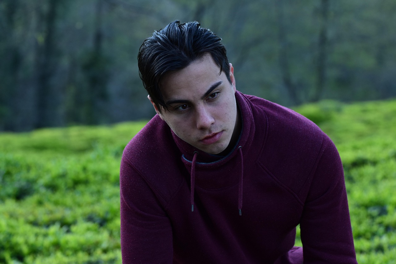 盧勇，多樣角色的藝術(shù)之旅，多部電視劇展現(xiàn)演技魅力