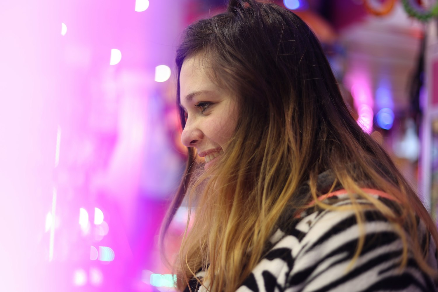 鹿晗最新高清壁紙欣賞,時尚魅力一覽無余